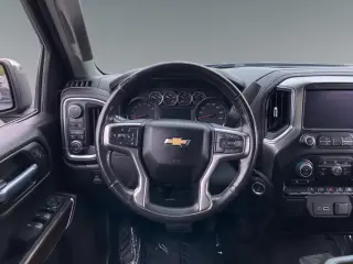 Chevrolet Silverado 1500 2021 4x4 LT 4dr Crew Cab 5.8 ft. SB w/2FL