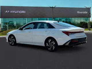 Hyundai ELANTRA 2024 SEL 4dr Sedan