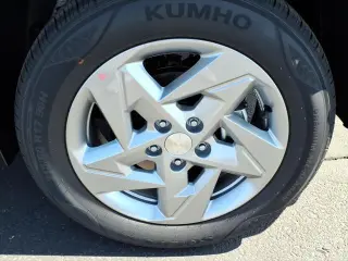 Hyundai KONA 2026 SE AWD 4dr SUV