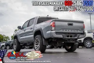 Toyota Tacoma 2021 4x4 SR5 V6 4dr Double Cab 5.0 ft SB