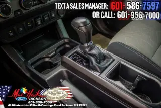 Toyota Tacoma 2021 4x4 SR5 V6 4dr Double Cab 5.0 ft SB
