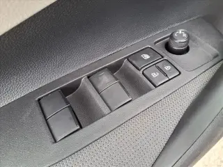 Toyota Corolla 2025 LE 4dr Sedan