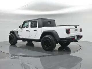 Jeep Gladiator 2023 4x4 Rubicon 4dr Crew Cab 5.0 ft. SB