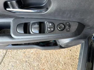 Nissan Kicks 2023 SV 4dr Crossover