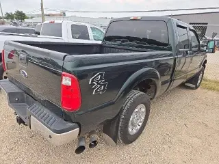 Ford F-250 Super Duty 2015 4x4 Platinum 4dr Crew Cab 8 ft. LB Pickup