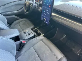 Ford Mustang Mach-E 2023 AWD GT 4dr SUV