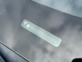 Tesla Model Y 2023 AWD 4dr Crossover