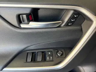 Toyota RAV4 Hybrid 2022 AWD XSE 4dr SUV