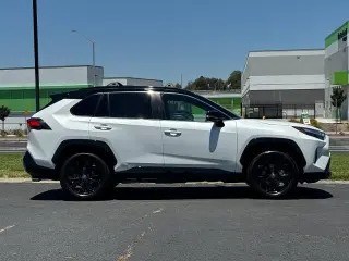 Toyota RAV4 Hybrid 2022 AWD XSE 4dr SUV