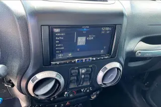 Jeep Wrangler Unlimited 2013 4x4 Sport 4dr SUV