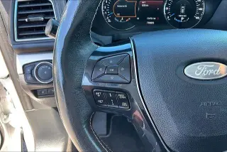Ford Explorer 2018 AWD Platinum 4dr SUV
