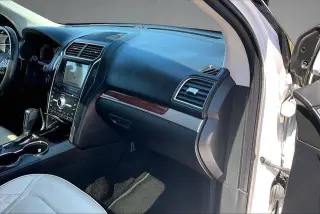 Ford Explorer 2018 AWD Platinum 4dr SUV