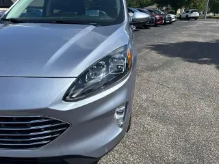 Ford Escape 2022 AWD Titanium 4dr SUV