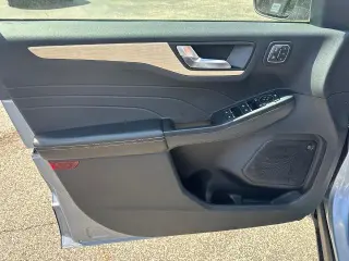Ford Escape 2022 AWD Titanium 4dr SUV