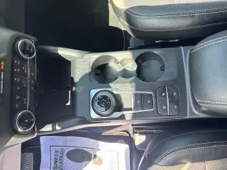 Ford Escape 2022 AWD Titanium 4dr SUV