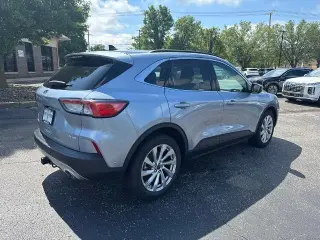 Ford Escape 2022 AWD Titanium 4dr SUV