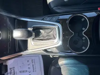 Ford Edge 2016 AWD Titanium 4dr Crossover