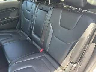 Ford Edge 2016 AWD Titanium 4dr Crossover