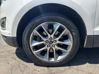 Ford Edge 2016 AWD Titanium 4dr Crossover