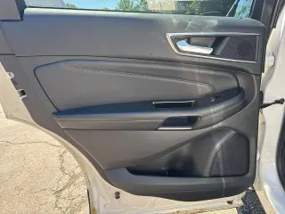 Ford Edge 2016 AWD Titanium 4dr Crossover