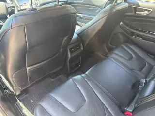 Ford Edge 2016 AWD Titanium 4dr Crossover
