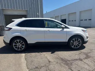 Ford Edge 2016 AWD Titanium 4dr Crossover
