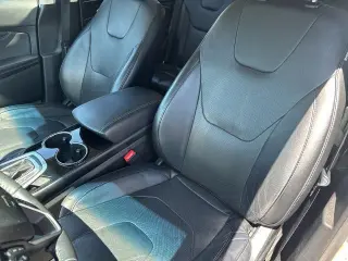 Ford Edge 2016 AWD Titanium 4dr Crossover