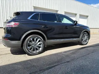 Lincoln Nautilus 2022 Reserve 4dr SUV