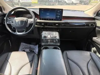 Lincoln Nautilus 2023 AWD Reserve 4dr SUV