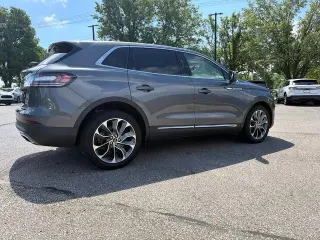 Lincoln Nautilus 2023 AWD Reserve 4dr SUV