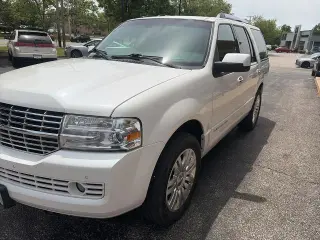 Lincoln Navigator 2013 4x4 Base 4dr SUV