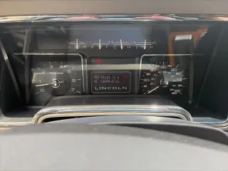 Lincoln Navigator 2013 4x4 Base 4dr SUV