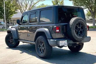Jeep Wrangler Unlimited 2020 4x4 Willys Sport 4dr SUV