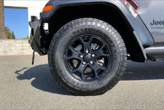 Jeep Wrangler Unlimited 2020 4x4 Willys Sport 4dr SUV