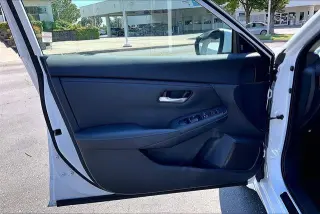 Nissan Sentra 2021 SV 4dr Sedan