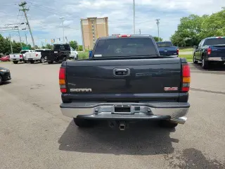 GMC Sierra 2500HD 2005 4dr Crew Cab Work Truck 4WD SB