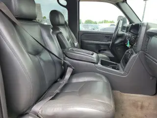 GMC Sierra 2500HD 2005 4dr Crew Cab Work Truck 4WD SB