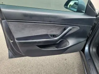 Tesla Model 3 2021 AWD Long Range 4dr Sedan