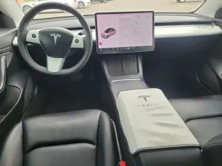 Tesla Model 3 2021 AWD Long Range 4dr Sedan