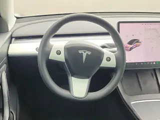Tesla Model 3 2021 AWD Long Range 4dr Sedan