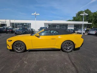 Ford Mustang 2024 EcoBoost Premium 2dr Convertible
