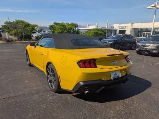 Ford Mustang 2024 EcoBoost Premium 2dr Convertible