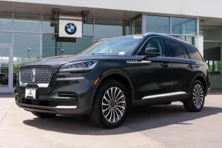 Lincoln Aviator 2022 AWD Standard 4dr SUV