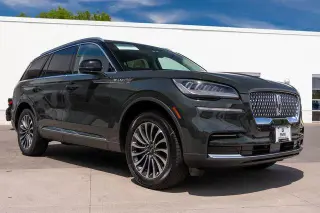 Lincoln Aviator 2022 AWD Standard 4dr SUV