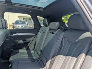 Audi Q5 2024 AWD quattro S line Premium 45 TFSI 4dr SUV
