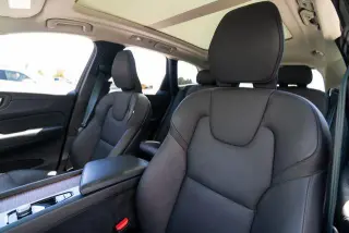 Volvo XC60 2024 AWD B5 Plus Dark Theme 4dr SUV