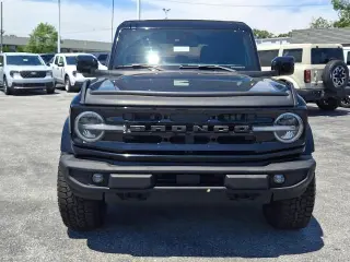 Ford Bronco 2022 4x4 Base 4dr SUV