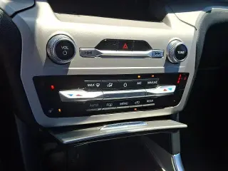 Ford Explorer 2023 AWD XLT 4dr SUV