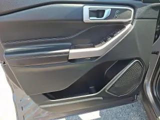 Ford Explorer 2023 AWD XLT 4dr SUV