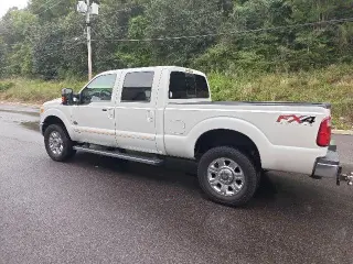 Ford F-250 Super Duty 2016 4x4 King Ranch 4dr Crew Cab 6.8 ft. SB Pickup